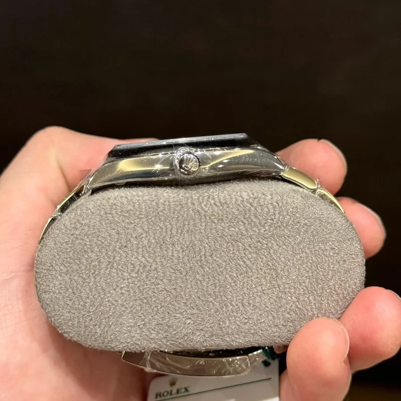 Thumb Oyster Perpetual 41 Stainless Steel / Turquoise