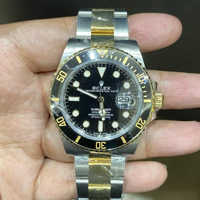 Submariner Date 41 Stainless Steel / Yellow Gold / Black
