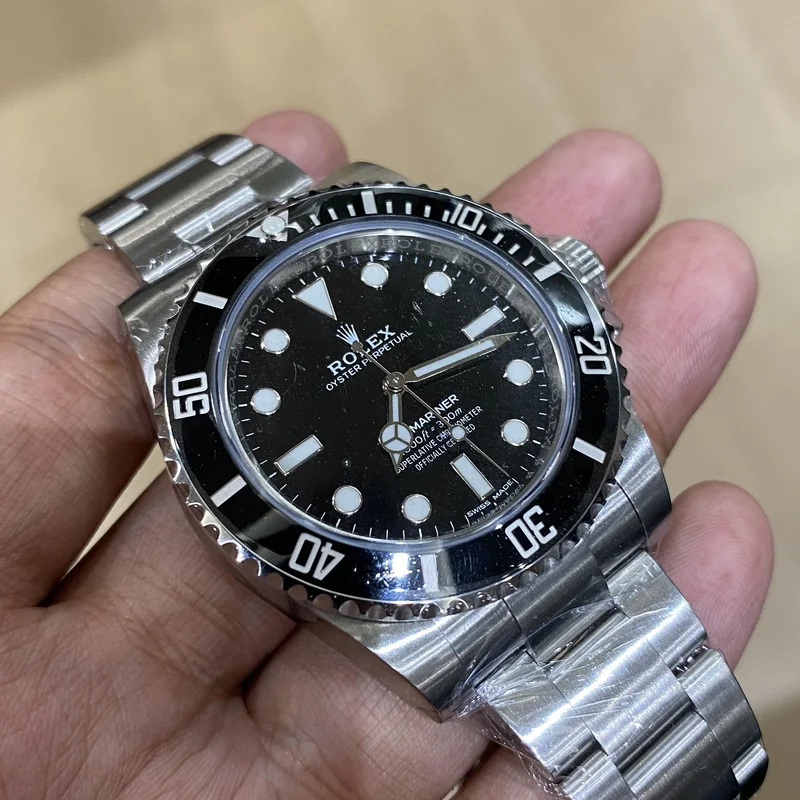 Thumb Submariner No-Date / Stainless Steel / Black / Cerachrom