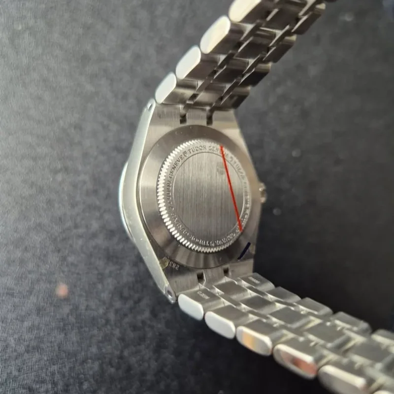 Thumb Royal Date 28 Stainless Steel / Blue - Roman