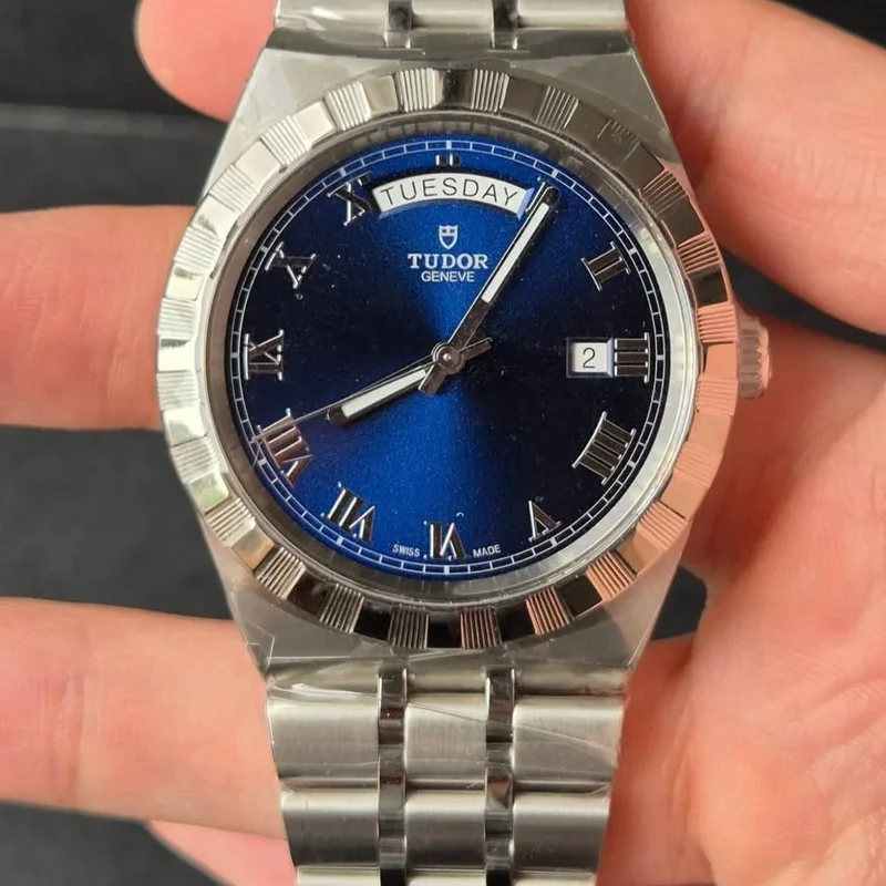 Thumb Royal Day-Date 41 Stainless Steel / Blue - Roman