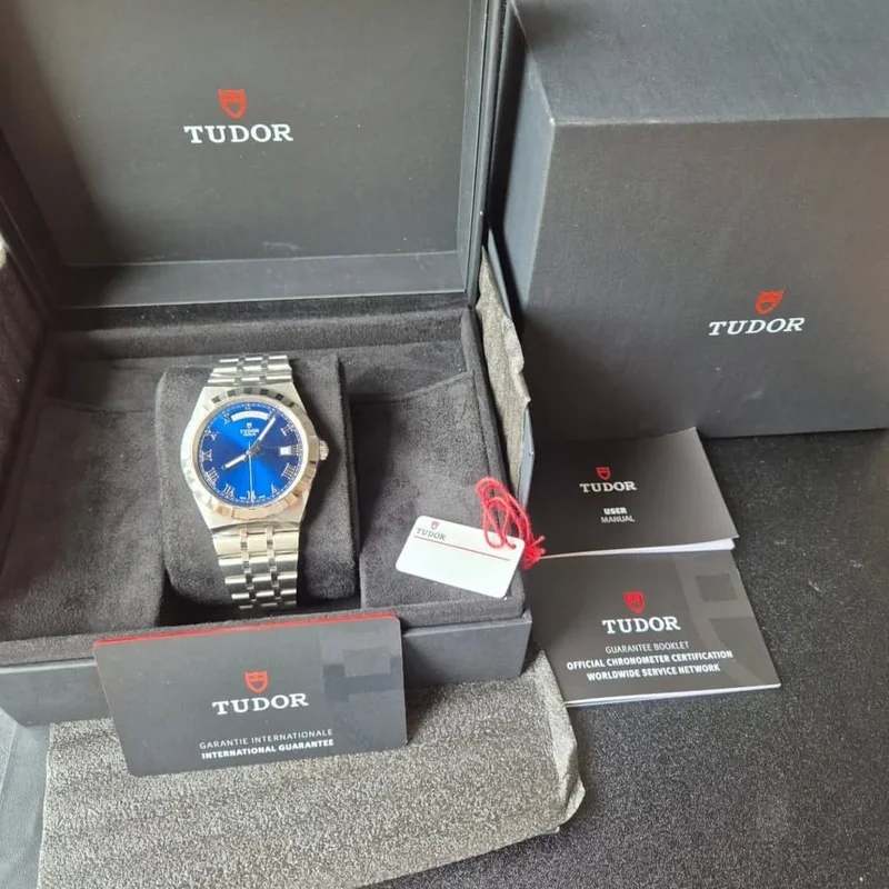 Thumb Royal Day-Date 41 Stainless Steel / Blue - Roman