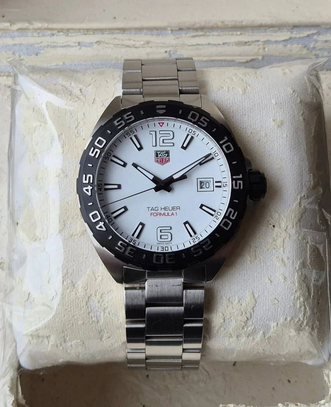 Formula 1 Quartz 41 Stainless Steel / White / Bracelet