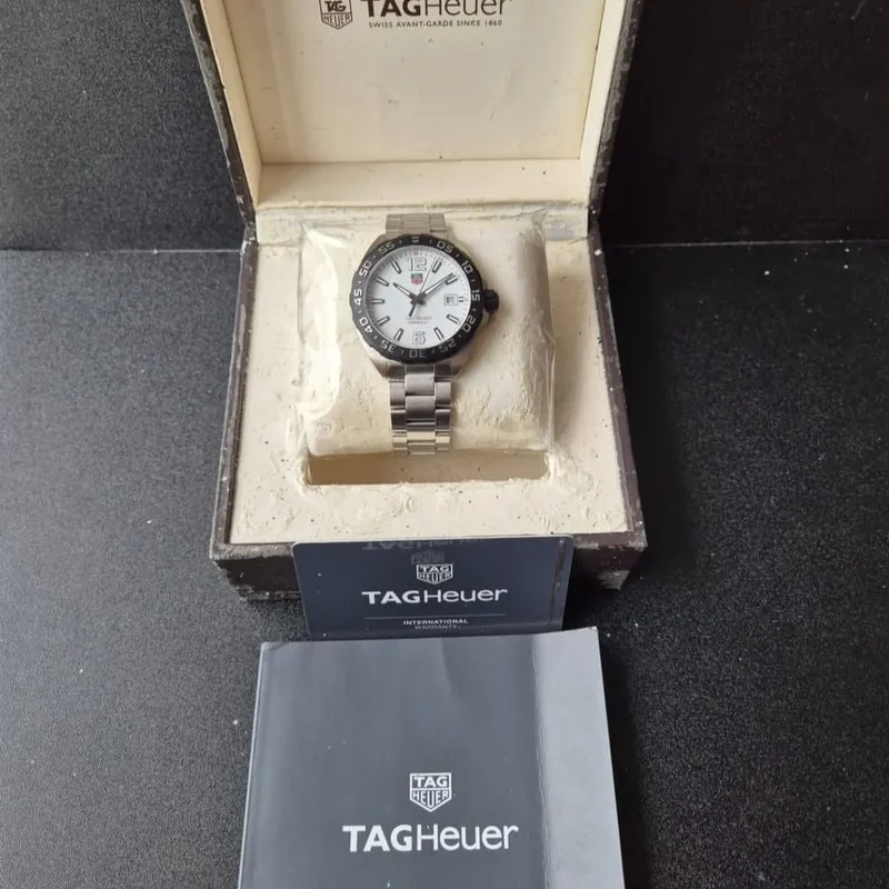 Thumb Formula 1 Quartz 41 Stainless Steel / White / Bracelet