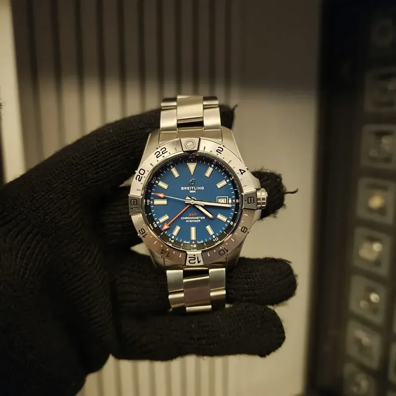 Avenger Automatic GMT 45 Stainless Steel / Blue / Bracelet