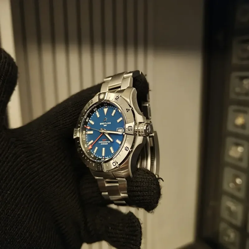 Thumb Avenger Automatic GMT 45 Stainless Steel / Blue / Bracelet