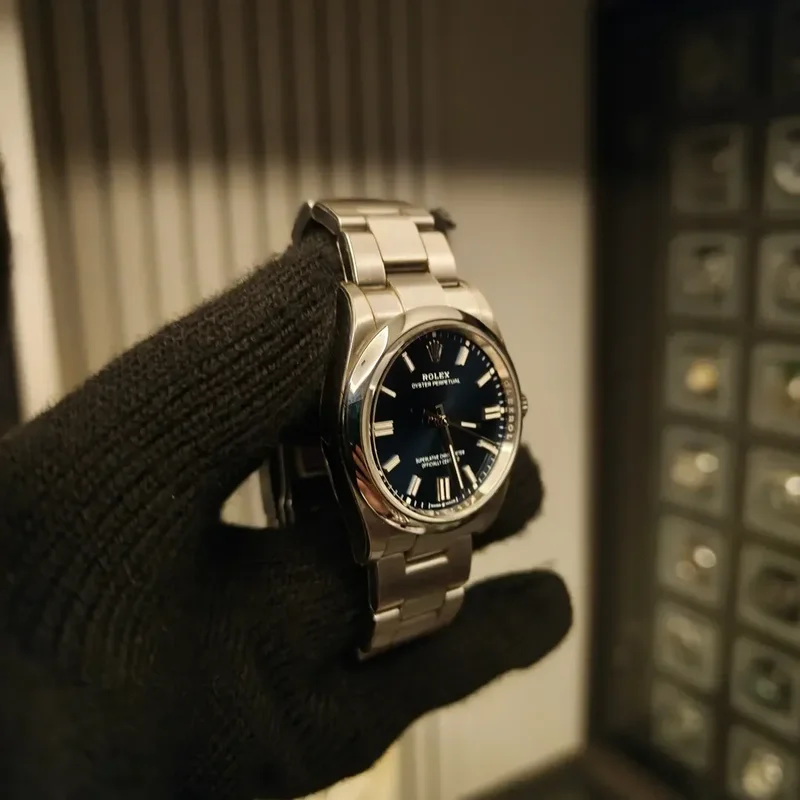 Thumb Oyster Perpetual 36 Stainless Steel / Blue