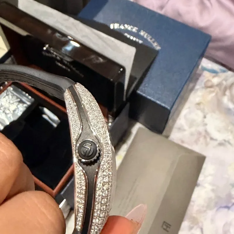 Thumb Vanguard 32 Quartz Stainless Steel Black - Diamond Setting