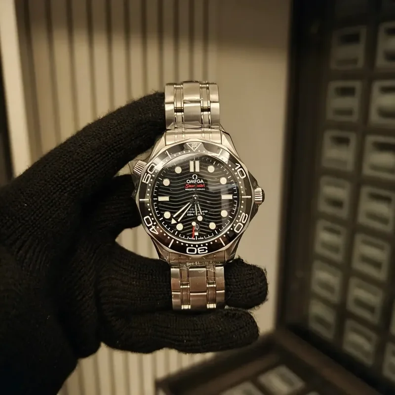 Seamaster Diver 300M Master Co-Axial 42 Stainless Steel / Black / Bracelet