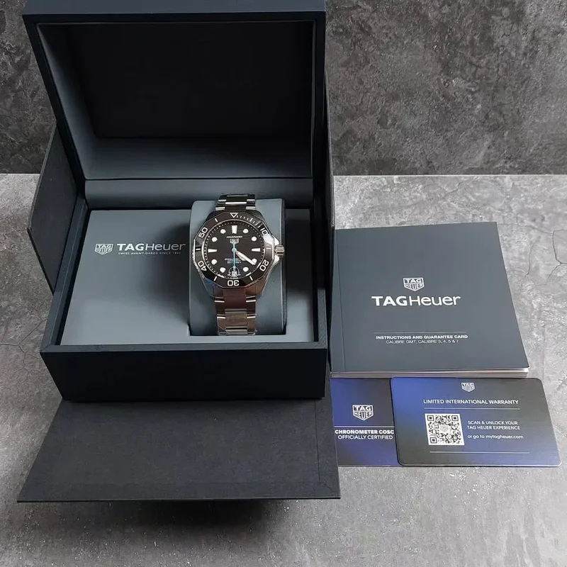 Thumb Aquaracer Professional 300 Stainless Steel / Black / Bracelet