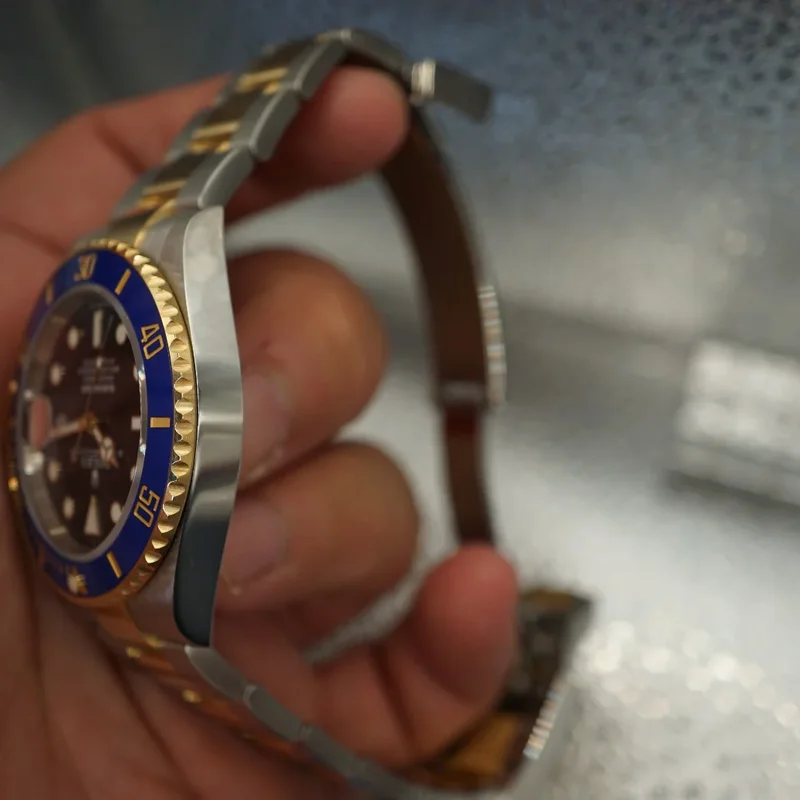 Thumb Submariner Date 41 Stainless Steel / Yellow Gold / Blue