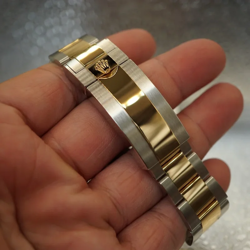 Thumb Submariner Date 41 Stainless Steel / Yellow Gold / Blue