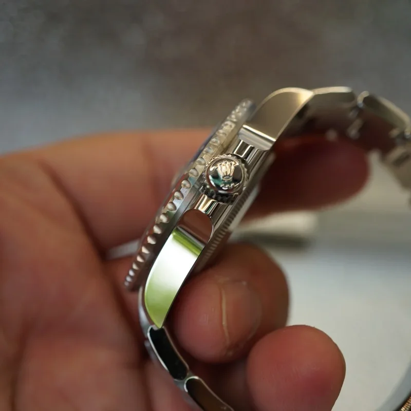 Thumb GMT-Master II Stainless Steel / BLRO / Oyster