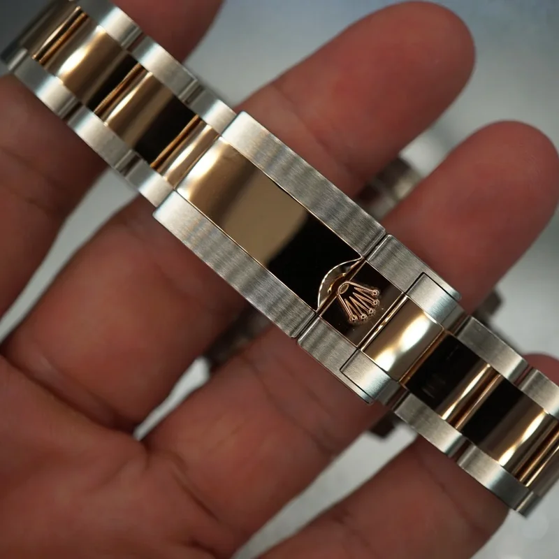 Thumb GMT-Master II Stainless Steel / Everose / CHNR / Oyster