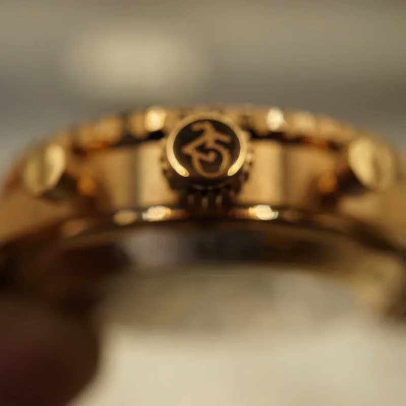 Thumb Navitimer B01 Chronograph 43 The Time Place 25th Anniversary