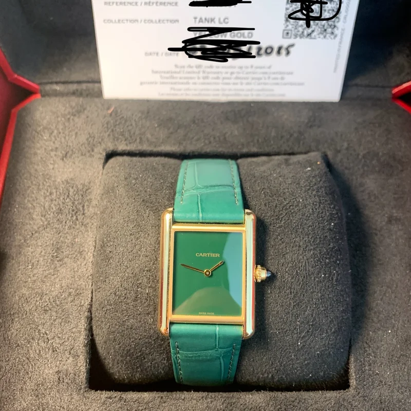 Thumb Tank Louis Cartier Large Manual Yellow Gold / Green