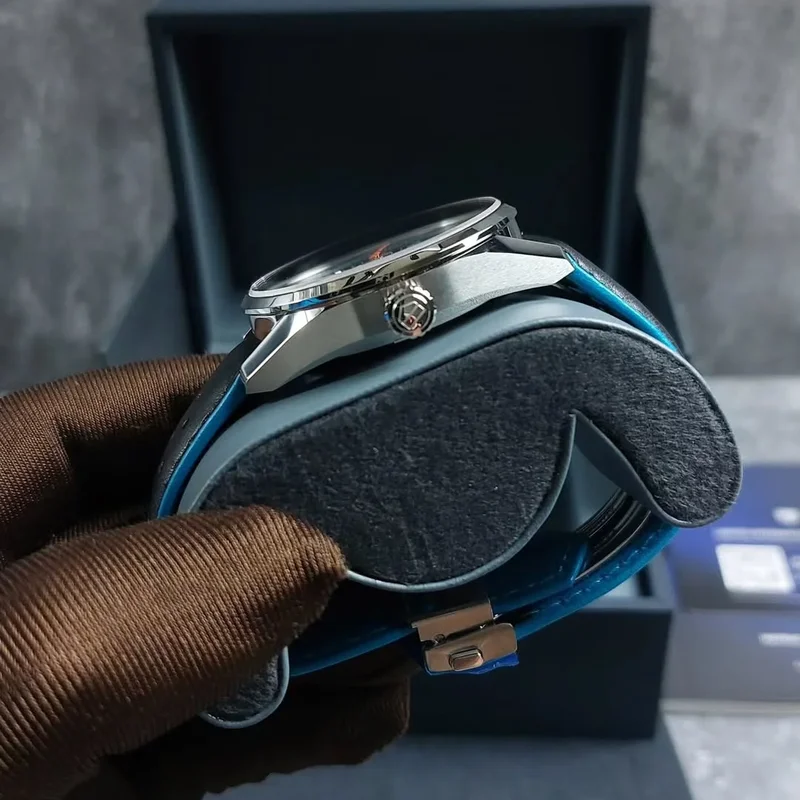 Thumb Carrera Day-Date 41 Stainless Steel / Black