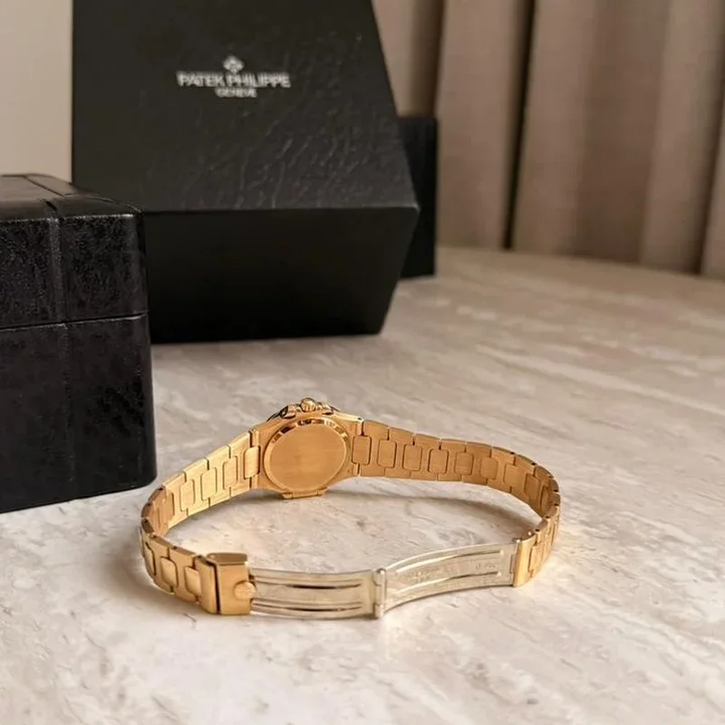 Thumb Patek Philippe Ladies Nautilus