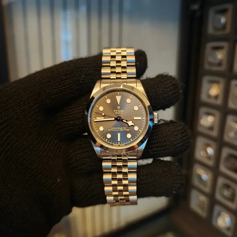 Black Bay 36 Stainless Steel / Black / Bracelet