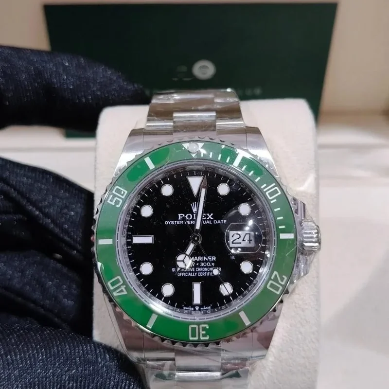 Submariner Date 41 Stainless Steel / Black / Green Cerachrom