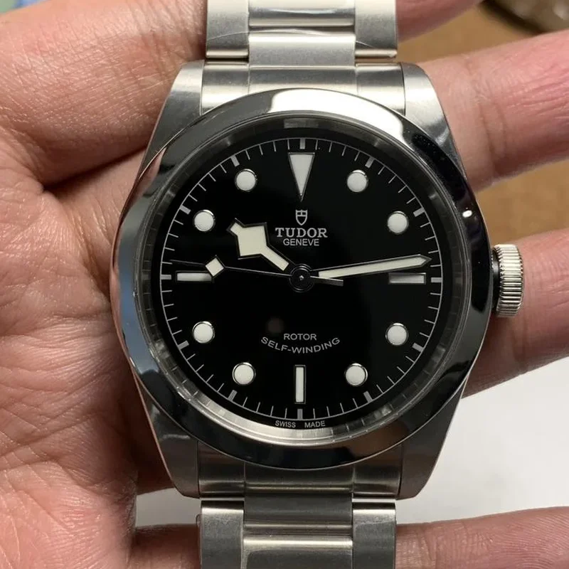 Heritage Black Bay 41 Black / Bracelet