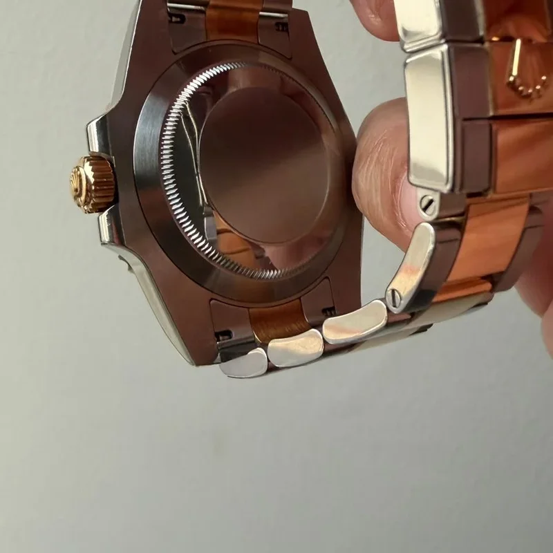 Thumb Submariner Date Rolesor / Blue / Cerachrom