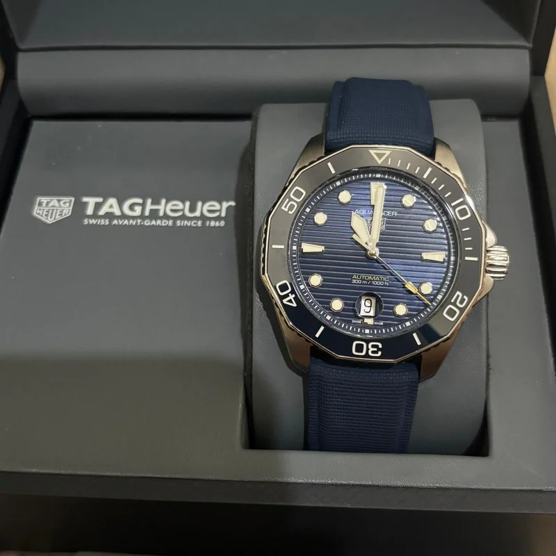 Thumb Aquaracer Professional 300 43 Stainless Steel / Blue
