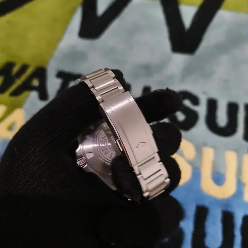 Thumb Hydroconquest GMT 41 Stainless Steel / Black / Bracelet