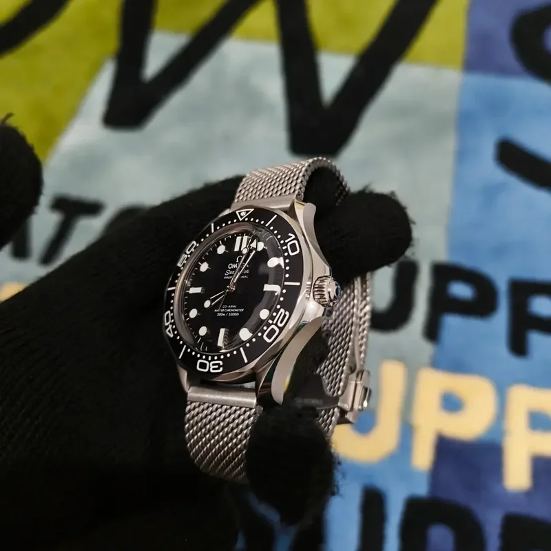 Thumb Seamaster Diver 300M Master Co-Axial 42 Stainless Steel / Black - Mesh