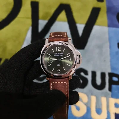 Luminor Base Logo 44 Mechanical Handwound / Green