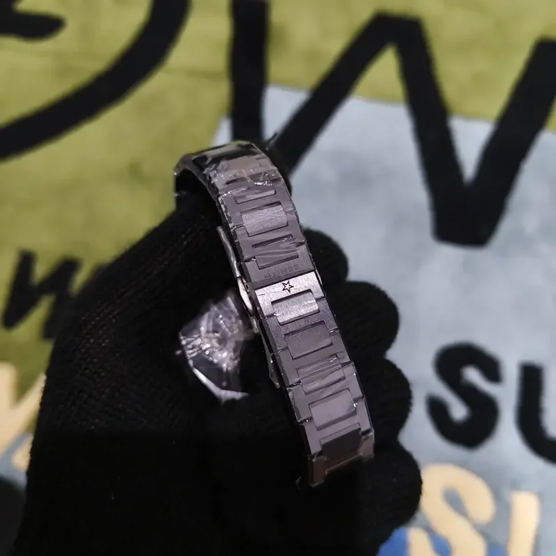 Thumb Defy Skyline Tourbillon Ice Blue
