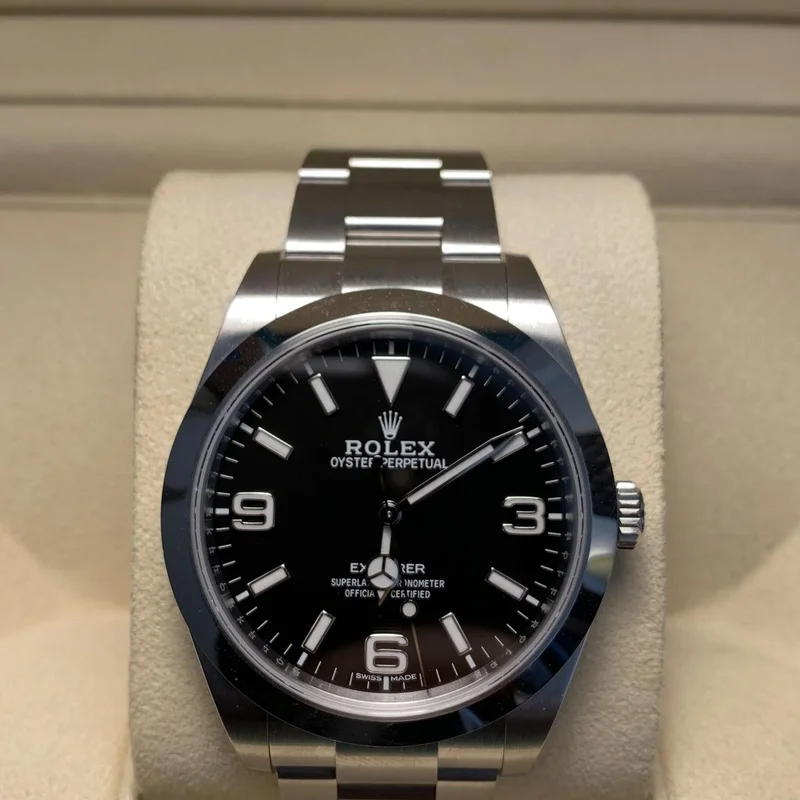 Explorer 39 Stainless Steel / Black