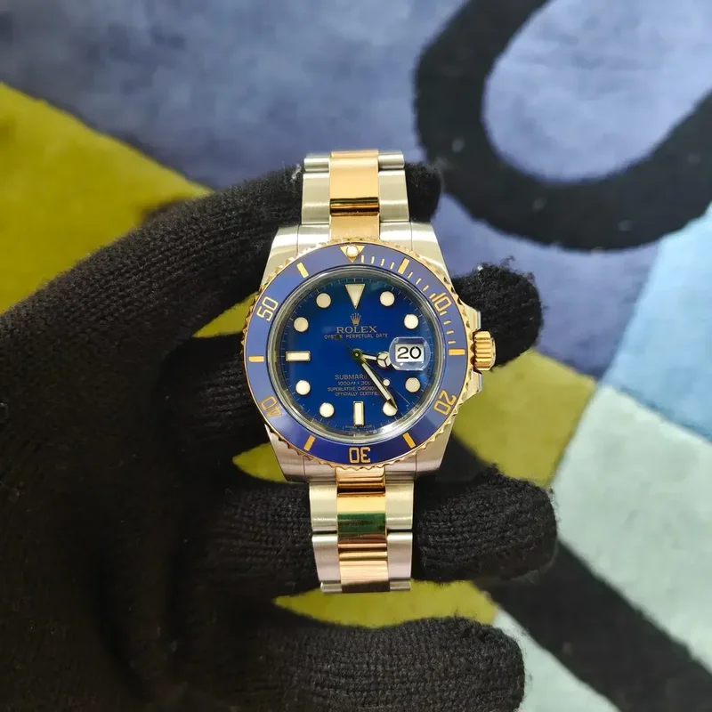 Submariner Date Rolesor / Blue / Cerachrom