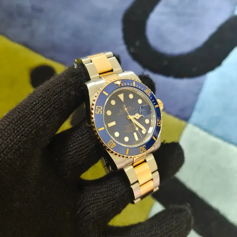 Thumb Submariner Date Rolesor / Blue / Cerachrom