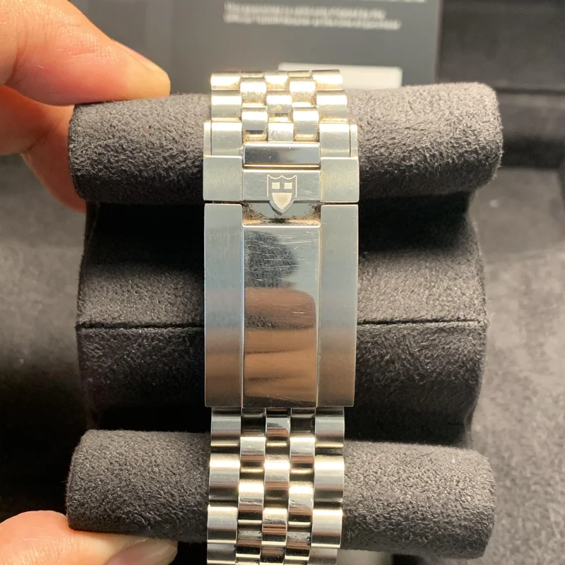 Thumb Black Bay One 41 Stainless Steel / Blue / Bracelet