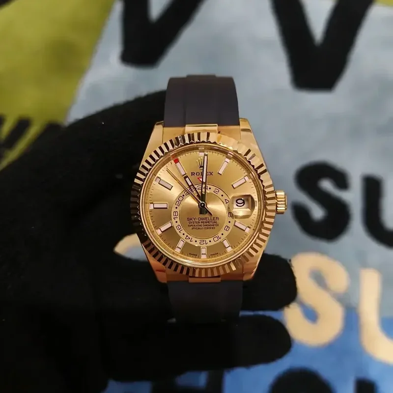 Sky-Dweller Yellow Gold / Champagne / Oysterflex