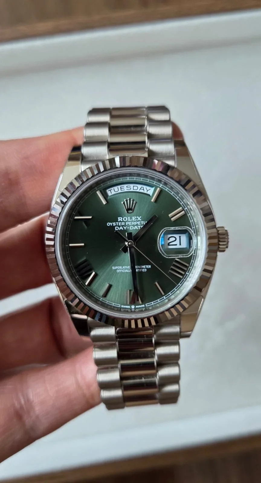 Day-Date 40 White Gold / Green - Roman
