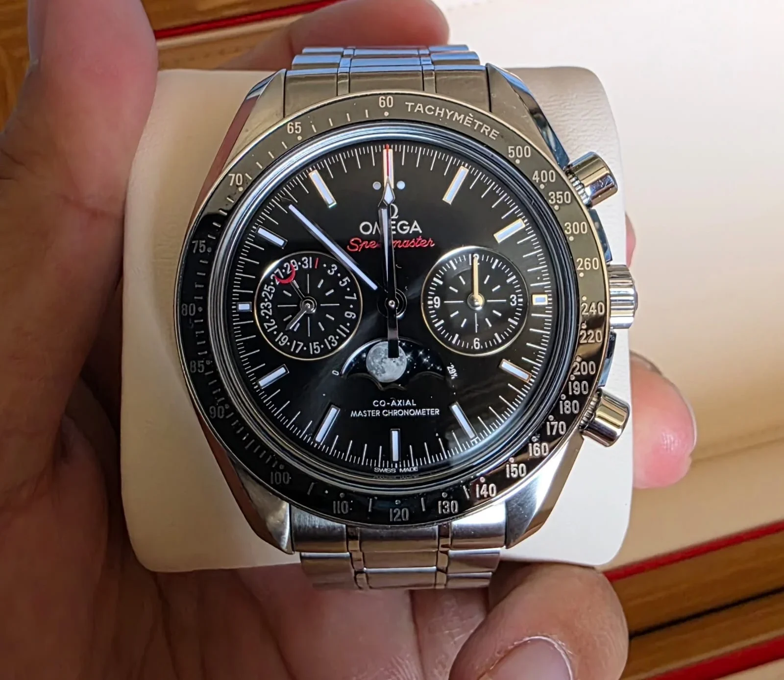 Speedmaster Moonphase Chronograph Master Chronometer Stainless Steel / Black / Bracelet