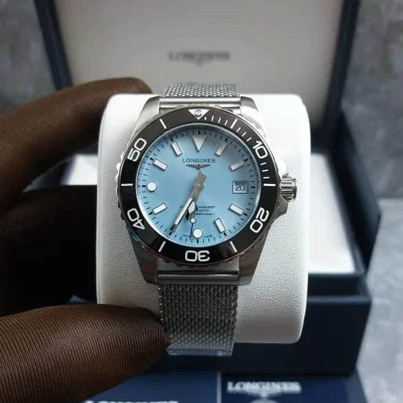 Hydroconquest Automatic 39 Stainless Steel / Frosted Blue / Mesh