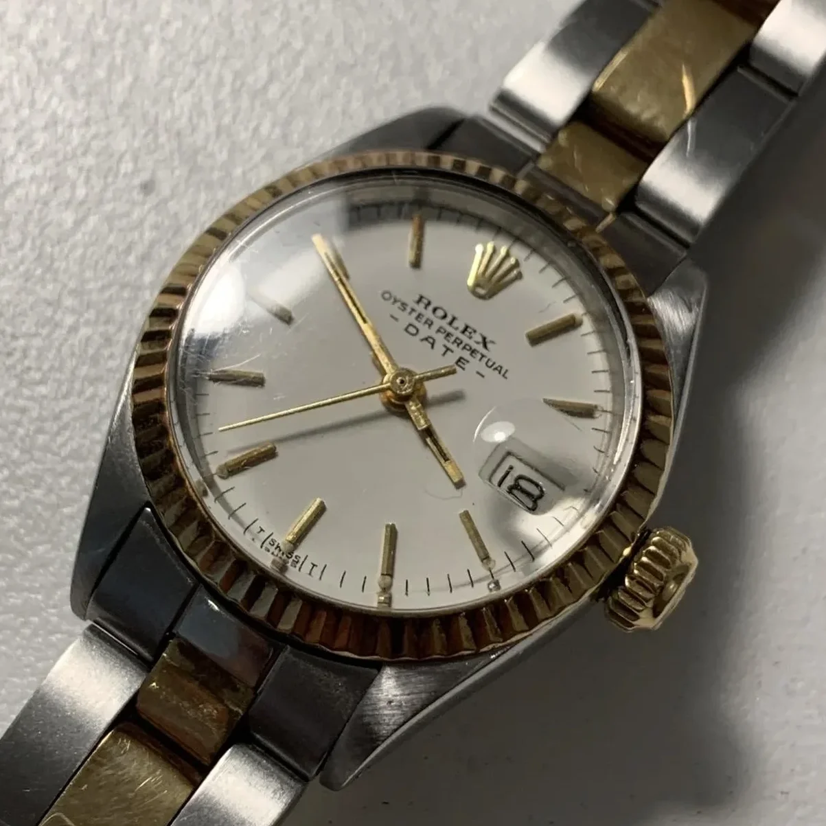 Oyster Perpetual Date 26 6917