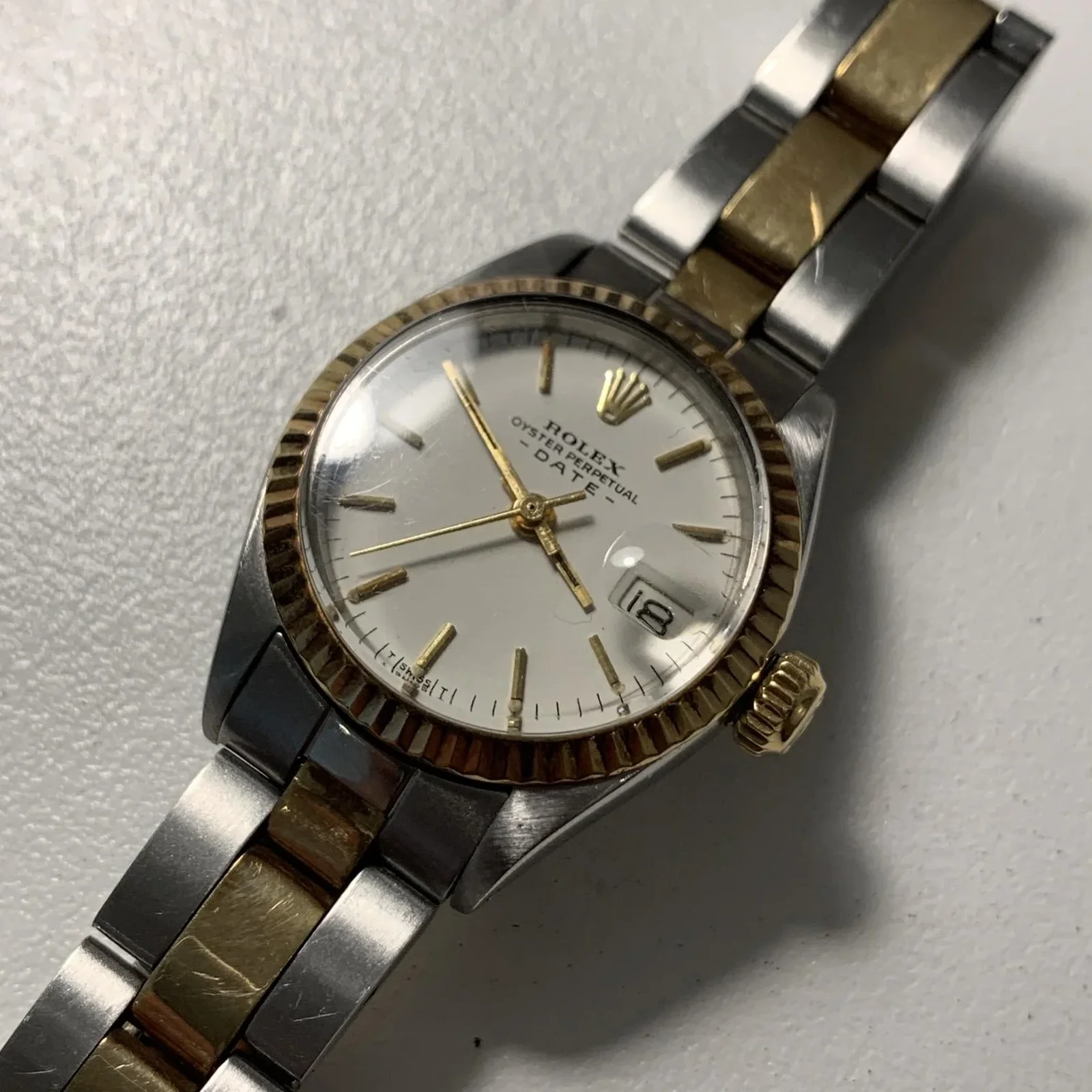 Oyster Perpetual Date 26 6917