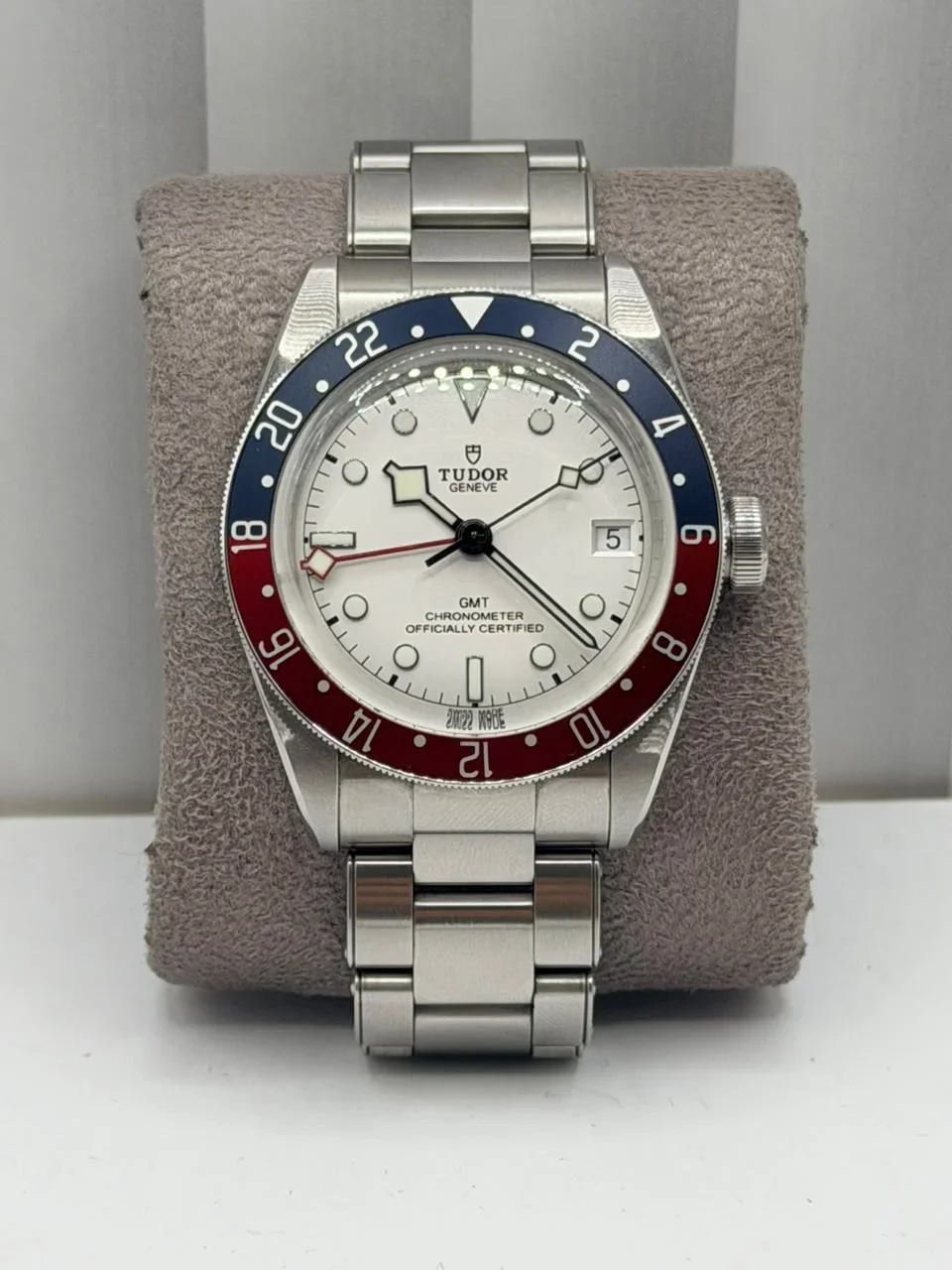 Black Bay GMT Stainless Steel / White / Bracelet
