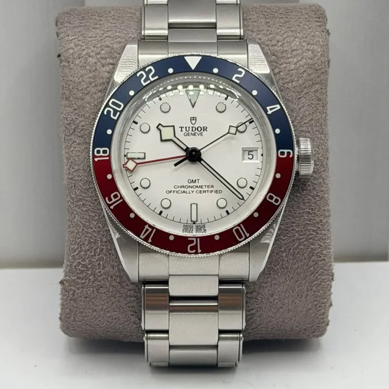 Black Bay GMT Stainless Steel / White / Bracelet