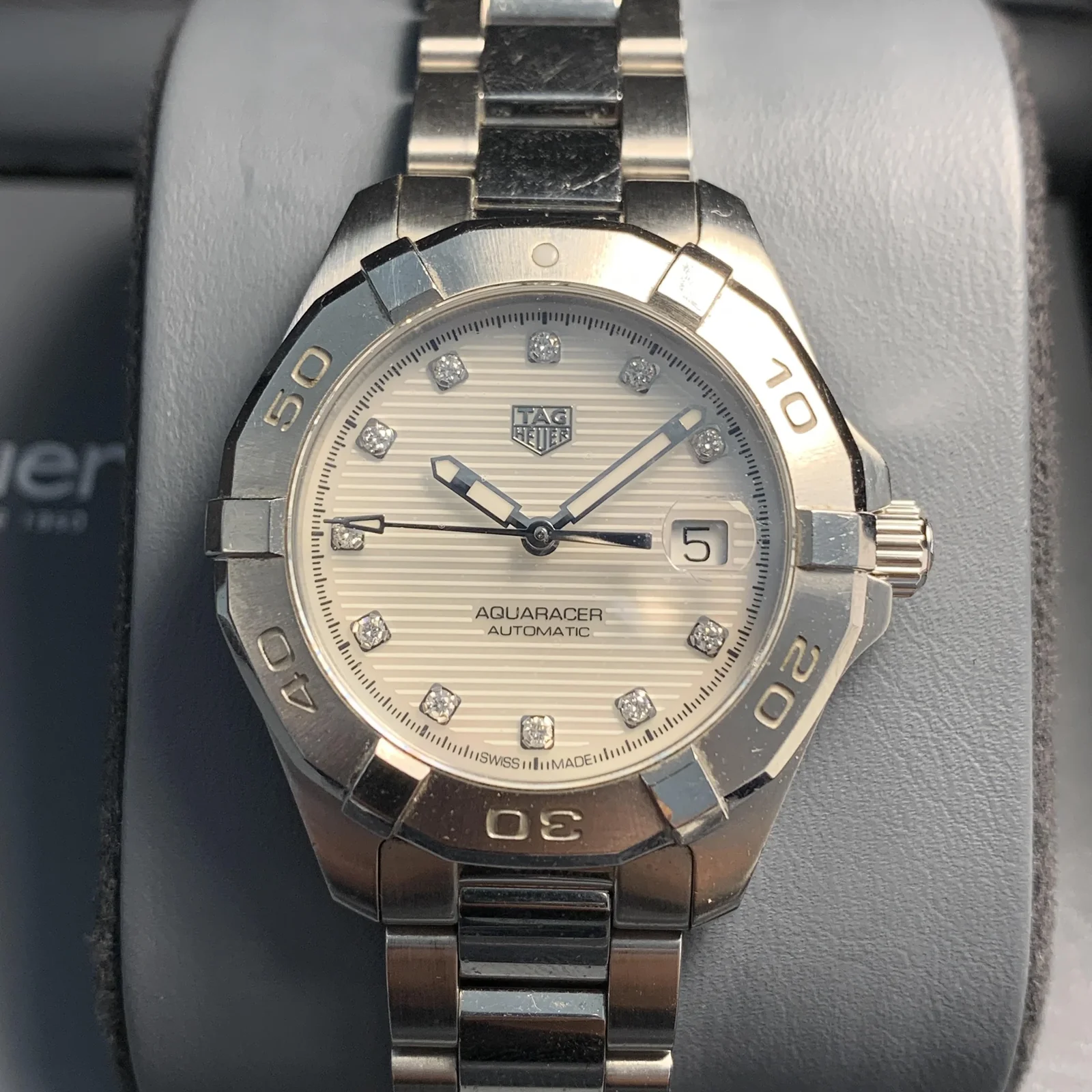 Aquaracer 300M Calibre 9 Automatic 32 Stainless Steel / MOP - Diamond / Bracelet