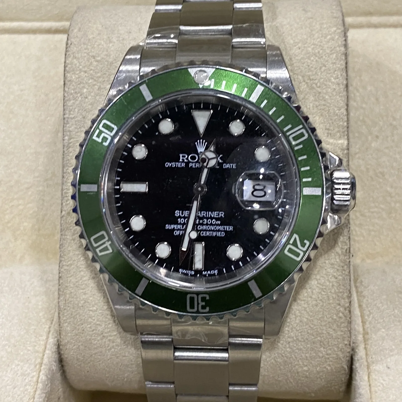 Submariner Date 16610 LV Mark 1