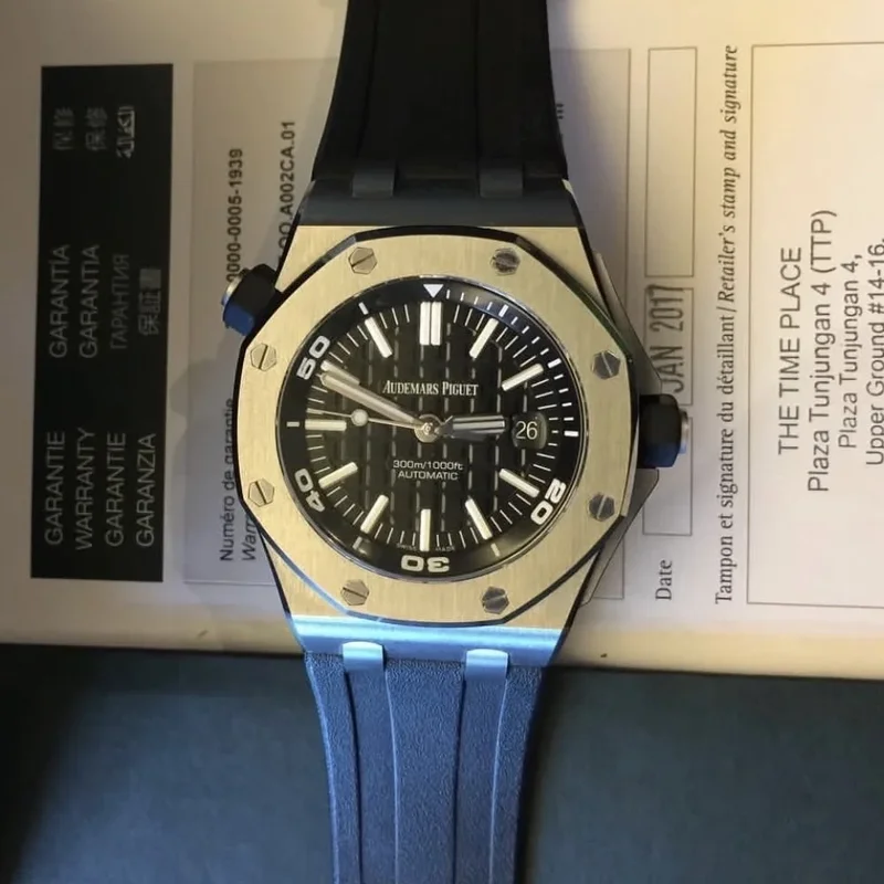 Royal Oak Offshore Diver Stainless Steel / Black