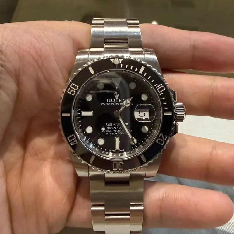 Submariner Date Stainless Steel / Black / Cerachom