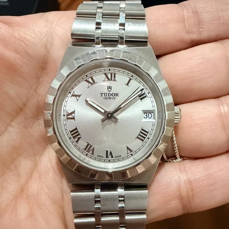 Royal Date 34 Stainless Steel / Silver - Roman