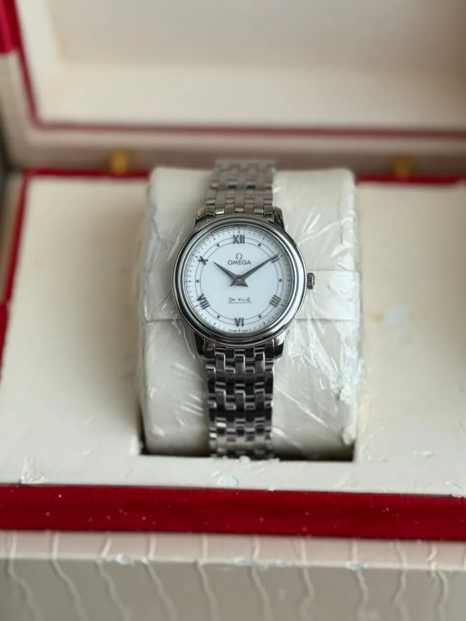 De Ville Prestige Quartz 27.4 Stainless Steel / Vintage Silver / Bracelet