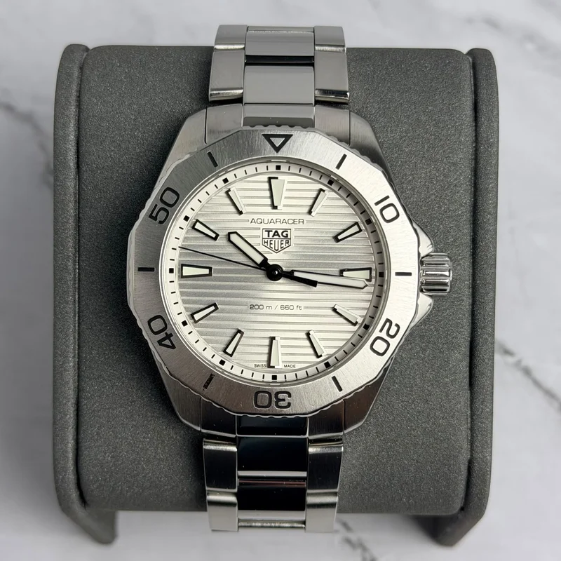 Aquaracer Professional 200 Quartz 40 Stainless Steel / Silver